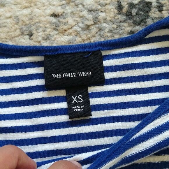 Who What Wear Striped Blue Top 3/4 Sleeve size XS - Picture 3 of 4